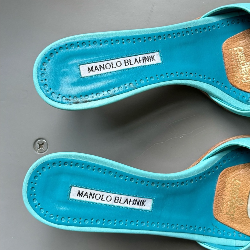 MANOLO BLAHNIK- Blue Araspemu Heeled Sandals - Picture 3 of 4